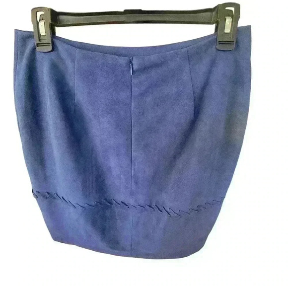Lulus New Song Faux Suede Floral Embroidery Skirt Navy Blue Size Medium - Picture 2 of 9
